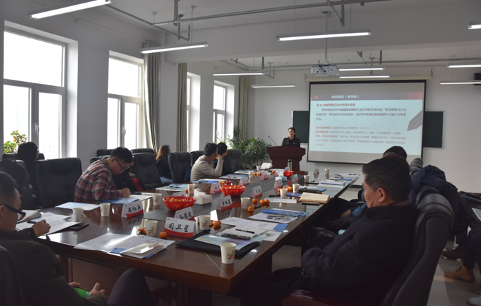 青海省教育國(guó)際交流協(xié)會(huì)、青海省國(guó)際教育交流中心組織我省高等職業(yè)學(xué)院赴青海民族大學(xué)就 教育國(guó)際交流工作召開現(xiàn)場(chǎng)觀摩交流會(huì)(圖4) 青海省教育國(guó)際交流協(xié)會(huì)、青海省國(guó)際教育交流中心組織我省高等職業(yè)學(xué)院赴青海民族大學(xué)就 教育國(guó)際交流工作召開現(xiàn)場(chǎng)觀摩交流會(huì)(圖4)